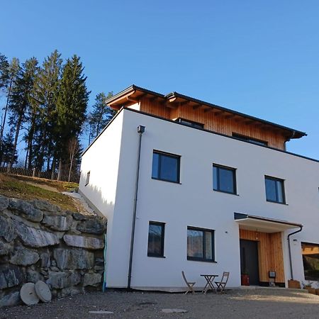 Ferienwohnung Gerlitzenblick Φίλλαχ Εξωτερικό φωτογραφία